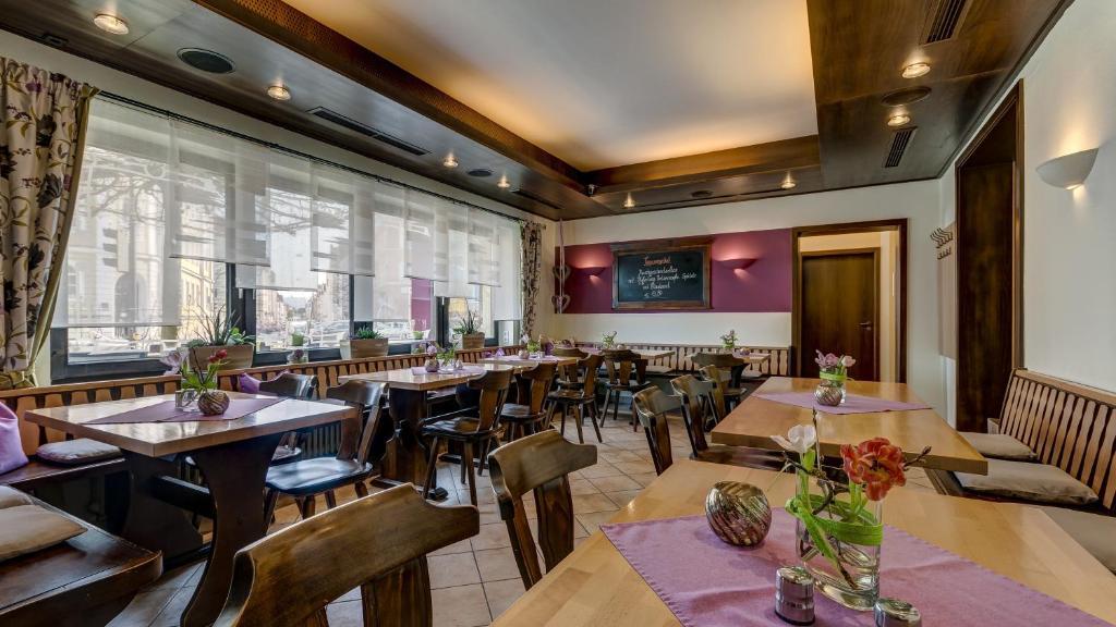 Hotel Restaurant Weihenstephaner Stuben Landshut Kültér fotó